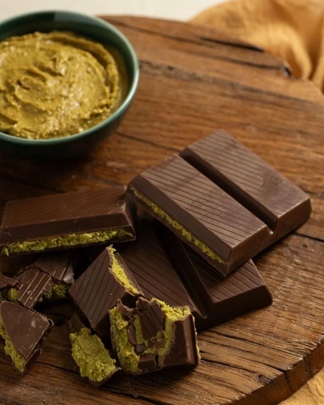 Dubai Style Milk Chocolate Bar (200g) Fast Trak Limited